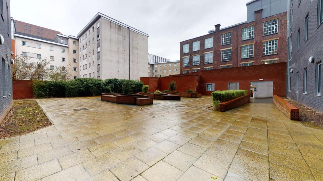 Private Bedrooms At Penworks House Near Birmingham City Centre Exterior photo